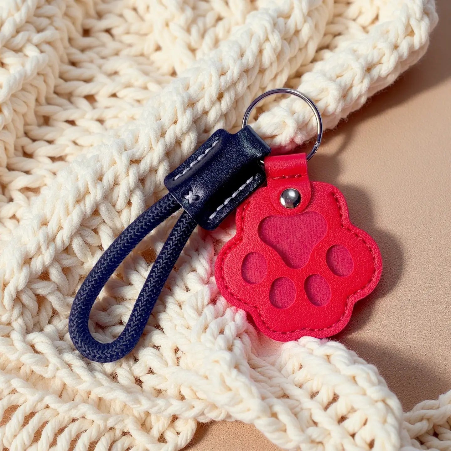 Pet Fur Memory Charm Leather Keychain - Paw-Shaped Keepsake for Dog and Cat Hair - Memorial Sympathy Gift for Grieving Pet Owners